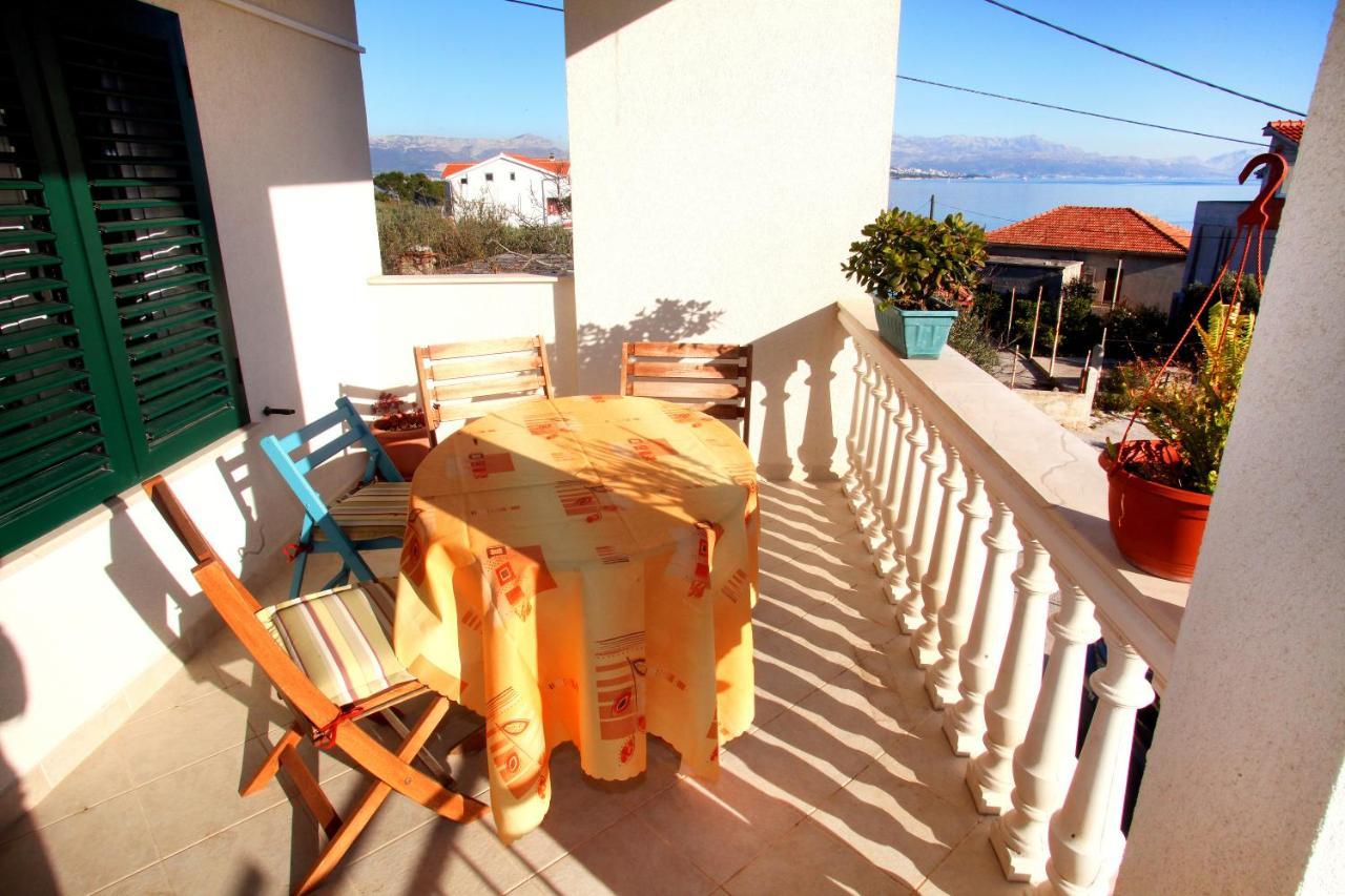 Apartments Nakir Slatine Habitación foto