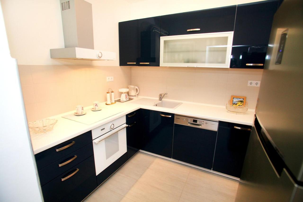 Apartments Nakir Slatine Habitación foto